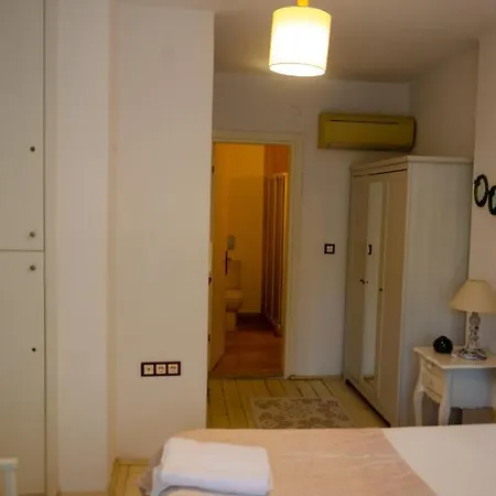 Pervin Hanim Konagi Hotel Alaçatı