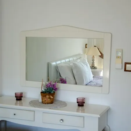 Pervin Hanim Konagi Hotel Alaçatı