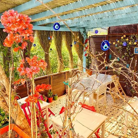 Pervin Hanim Konagi * Alaçatı