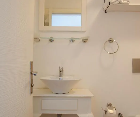 Pervin Hanim Konagi * Alaçatı