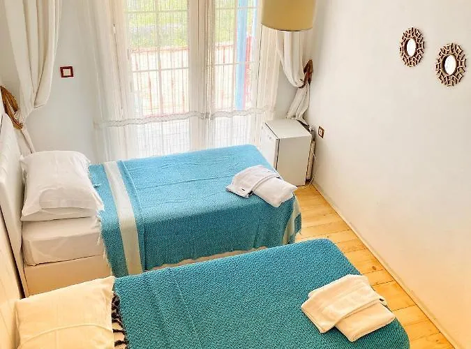 Pervin Hanim Konagi Hotel Alaçatı