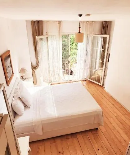 Pervin Hanim Konagi Hotel